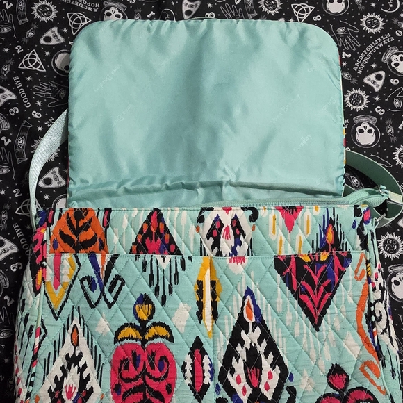 Vera Bradley Multicolor Quilted Crossbody Bag - Picture 2 of 8